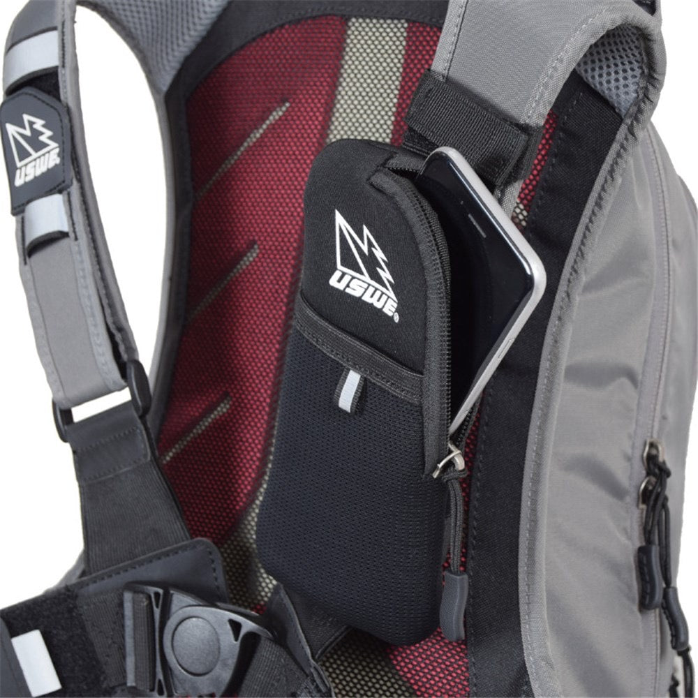 USWE 22 ACCESSORY PHONE POCKET WATER PROOF